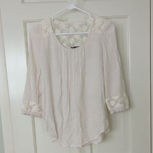 Chic Lace-Trimmed Women's Blouse in Cream